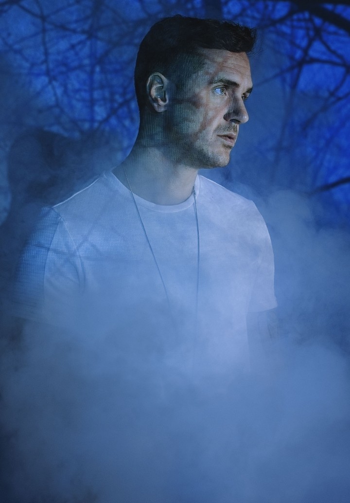 4C SEVEN Blue creditSvenGermann low WEEB