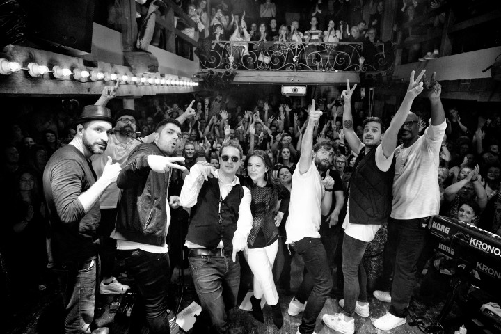 7 7Live DSCF7744 WEEB