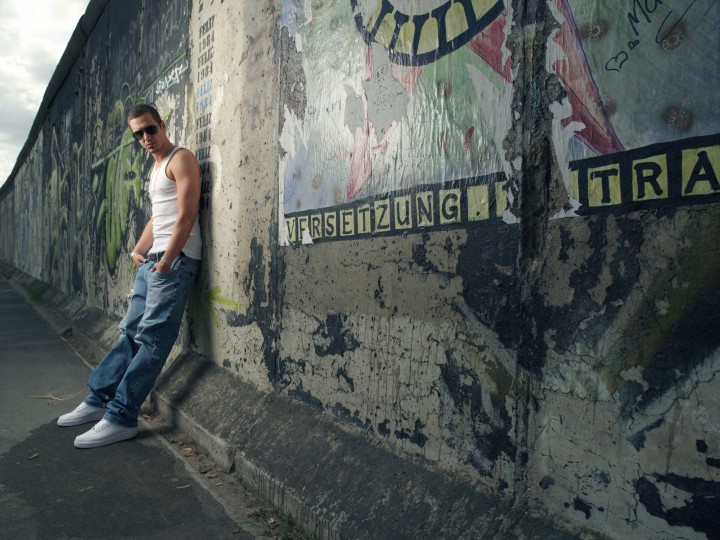 Home B0014P 0192 WEEB